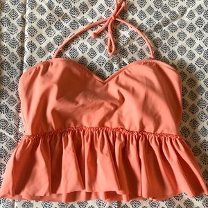 Kortni Jeane sweetheart peplum top